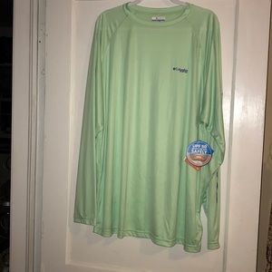 Columbia NWT sun screen shirt